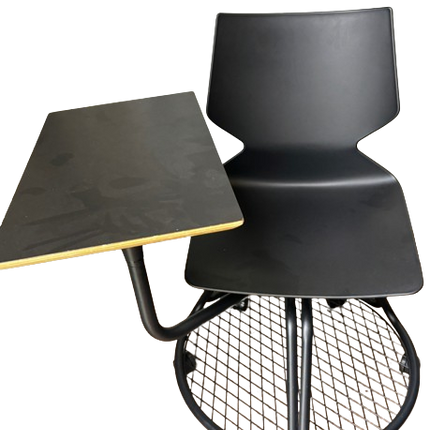 Konfurb Chair