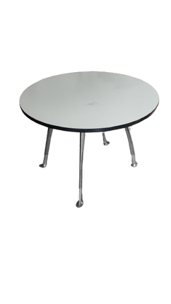 Round Table - White
