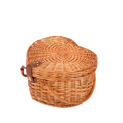 Sherwood Home Adelaide Natural Heart-Shaped Wicker Picnic Basket 4 People 43x37x25cm