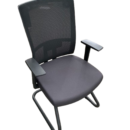 Visitor Chair with Arms Black